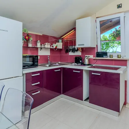 2 Bedroom Cozy In * ニン