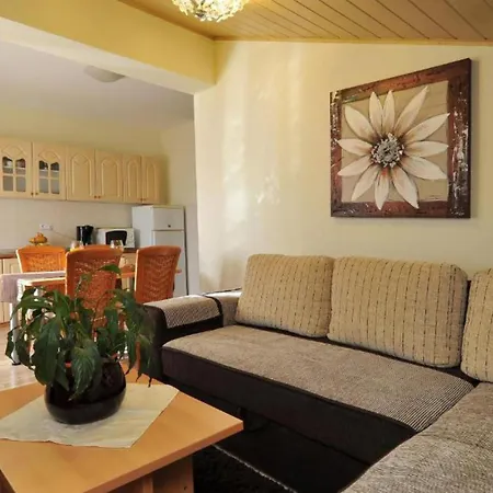 Gorgeous In With Wifi Apartment